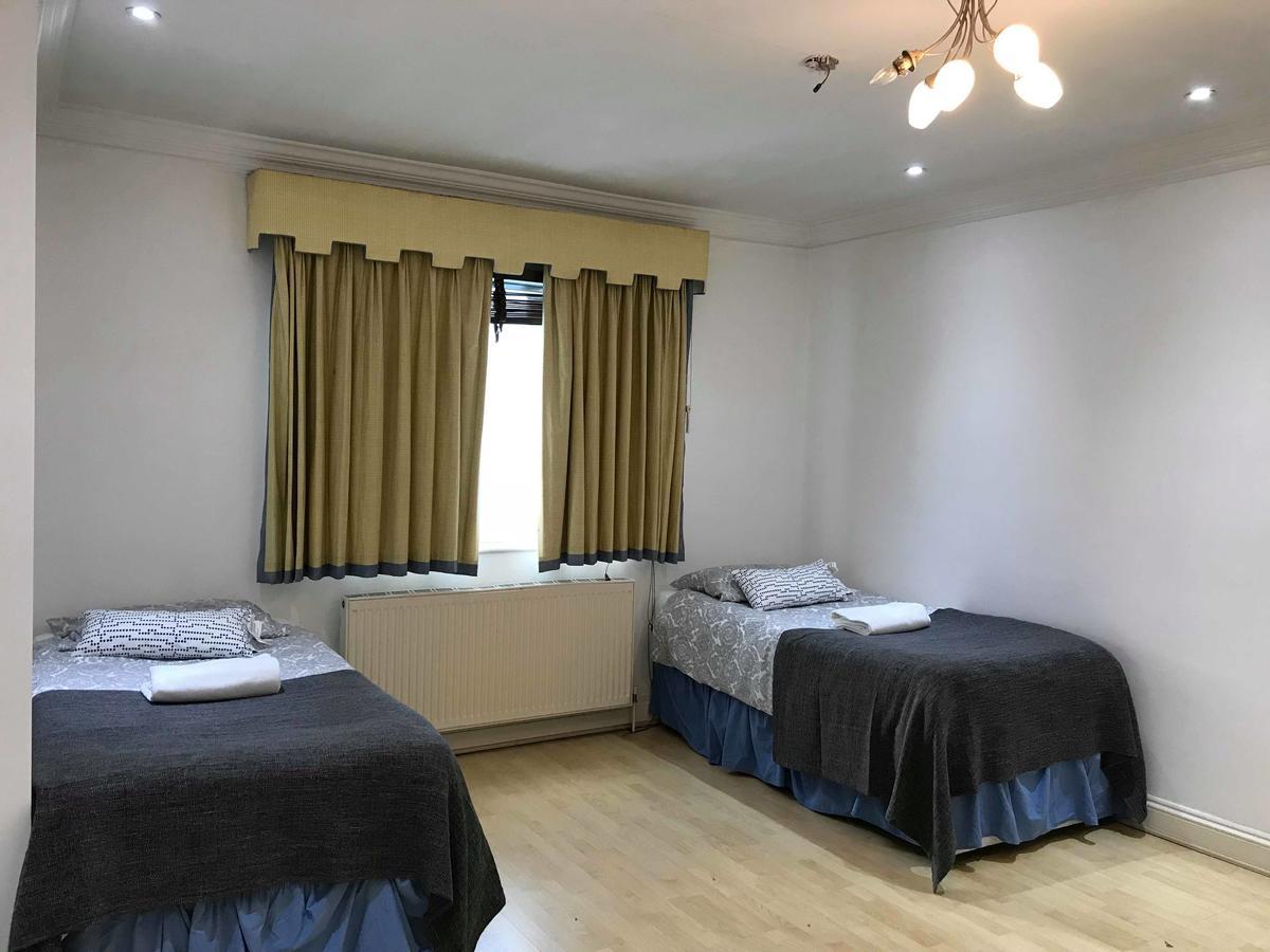 Mapesbury Hostel Лондон Екстериор снимка